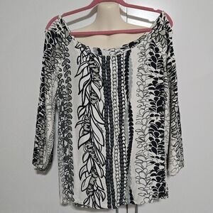 Black and White Patterned Long Sleeve Top